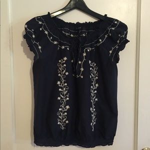 Banana Republic | Embroidered Peasant Blouse